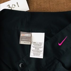Women’s Nike Fit Dry Athletic bottoms